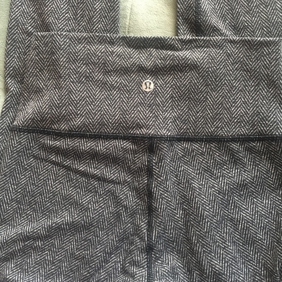 Lululemon Wunder Under Herringbone - Picture 6 of 7